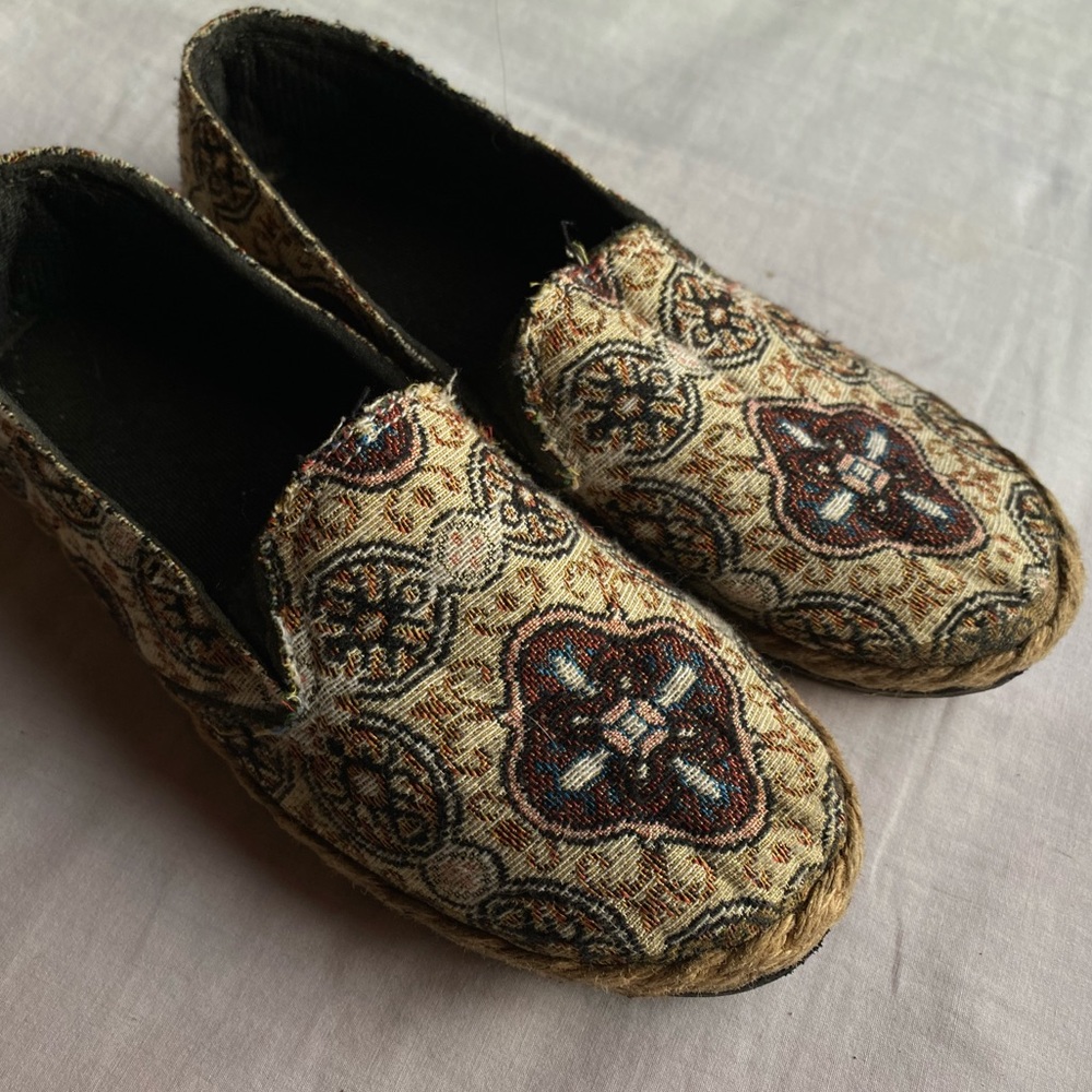 Hippie Shoes 💫